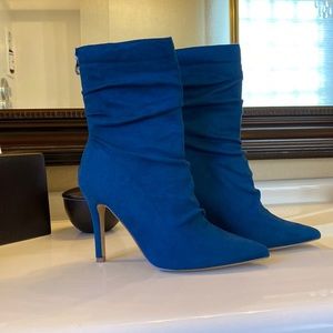 Journee Markie Booties